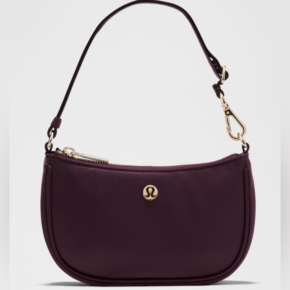💜LULULEMON City Essentials Mini Shoulder Bag 1L Color: Black Plum